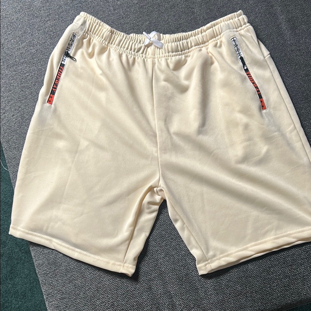 Cream Athletic Shorts with Elastic Waistband and Relaxed Fit
